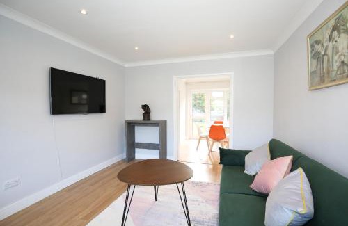 Begbroke House | Oxford House next to Blenheim, Airport, Cotswold, Bicester