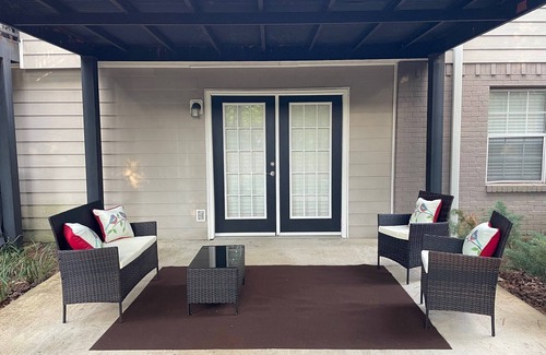 Oxford Condo | Oxford Ole Miss Condo Walking Distance To Pool, Gym, Campus And Square!