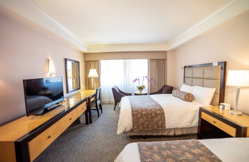 Wilshire Hotel | Oxford Palace Hotel And Galleria