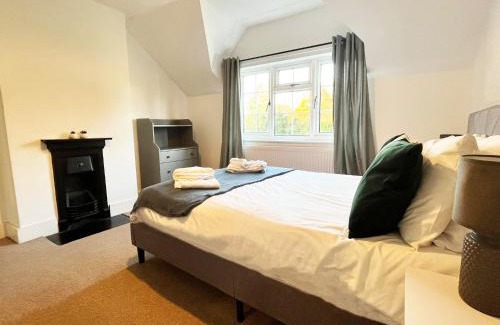 Sandford-on-Thames Apartment | Oxford - Private House with Garden & Parking 16
