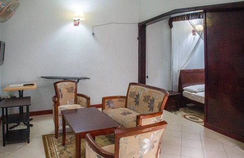 Mbarara Hotel | Oxford Royal Hotel