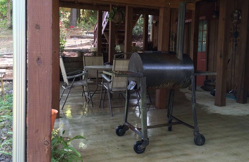 Sardis Cabin | Oxford-Sardis Lake Swiss Chalet