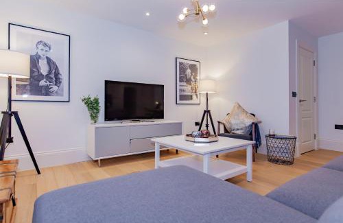 Woodstock Apartment | Oxfordshire Living - The Churchill Apartment - Woodstock