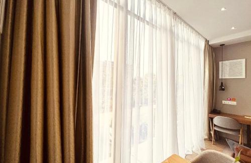 Batam Apartment | oxy suites 1-01 at Shop House Meisterstadt Pollux Habibie