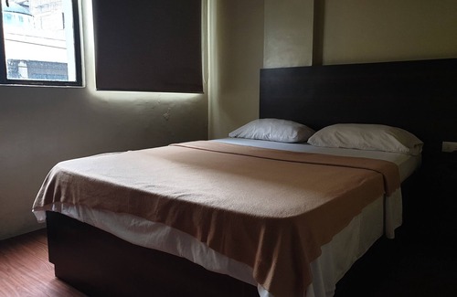 Santa Cruz Hotel | OYO 1011 First Hotel