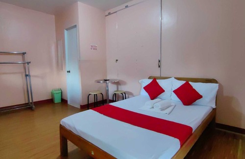 Quiapo Hotel | OYO 1038 WILLIAM HEARTS PENSION