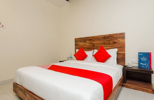 Vasai Hotel | OYO 11747 Hotel Sai Comforts