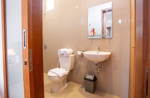 Munggu Hotel | OYO 1207 Pondok 789 Near Canggu Echo beach