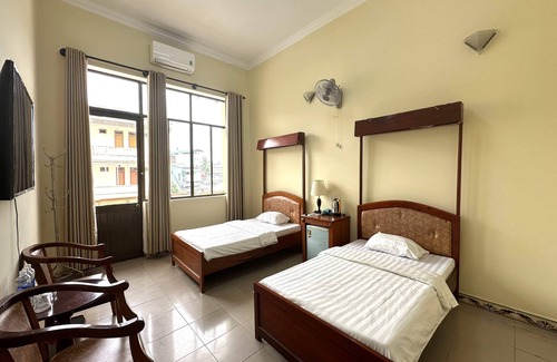 Hai Chau Hotel | OYO 1246 Nha Khach Cuc Hau Can