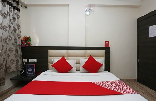 Gwalior Hotel | OYO 12682 Hotel Relax