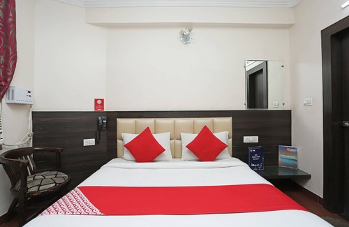 Gwalior Hotel | OYO 12682 Hotel Relax