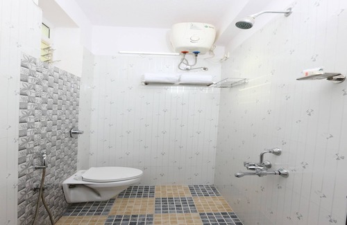 Madipakkam Hotel | OYO 14707 Micasa