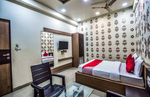 Abu Road Hotel | OYO 15180 Kavita Inn
