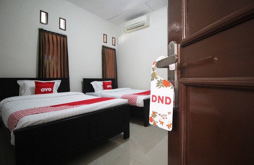 Bandar Lampung Hotel | OYO 1547 Wisma Ray Syariah