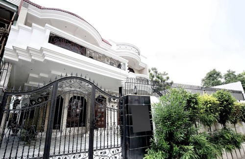 Ludhiana Apartment | OYO 16130 The Corner House