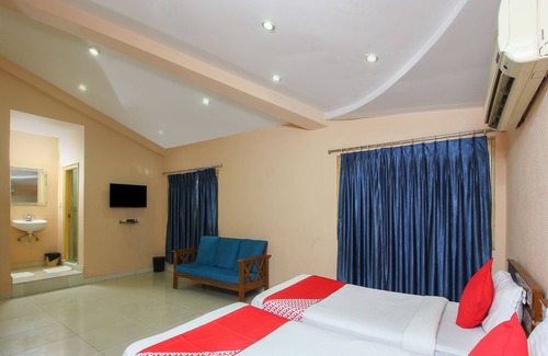 Ameerpet Hotel | OYO 18488 Hallmark Begumpet