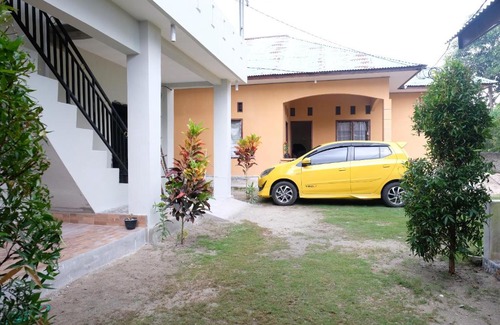 Tanjung Pandan Hotel | OYO 1851 Homestay Joss