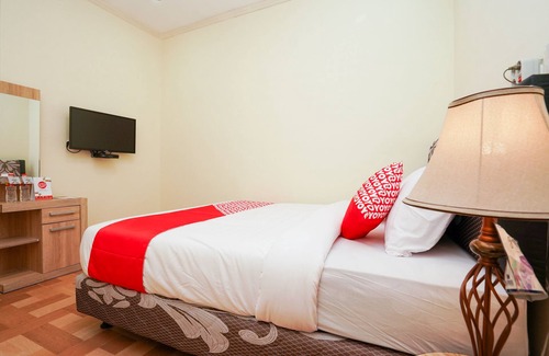 Sidoarjo Hotel | OYO 1856 Ale Homestay