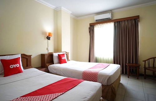 Balikpapan Hotel | OYO 2015 Bandara Hotel Balikpapan