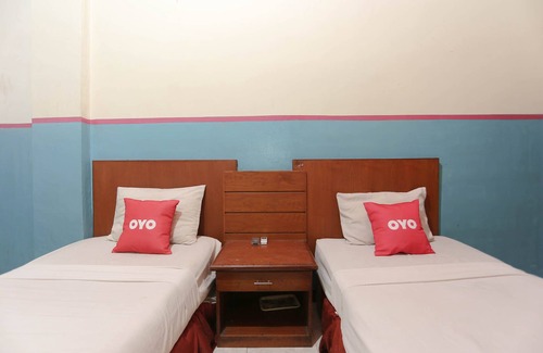 Banjarmasin Hotel | OYO 2057 Hotel Kharisma