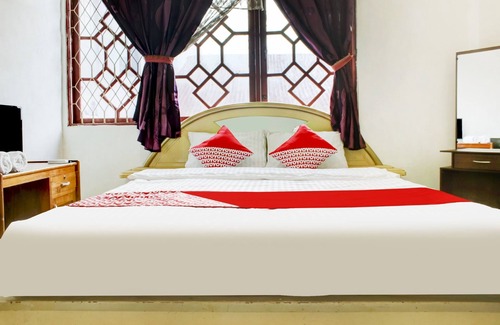 Banjarmasin Hotel | OYO 2301 Hocky Guest House