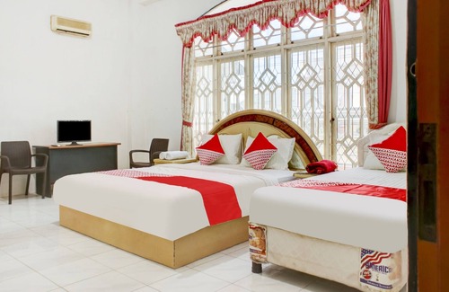 Banjarmasin Hotel | OYO 2301 Hocky Guest House