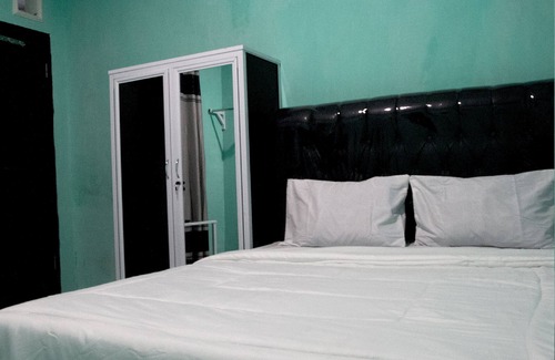 Pangkalpinang Hotel | OYO 2389 Kostel 99
