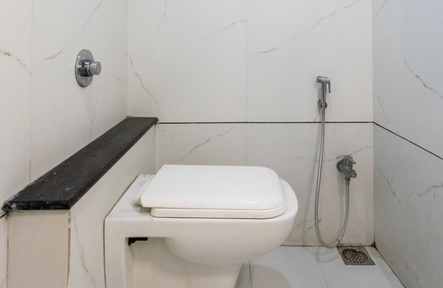 Mangalpady Hotel | OYO 24602 City Residence
