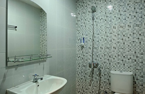 Makassar Hotel | OYO 2756 Anata