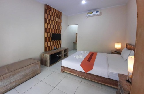 Sunset Road Hotel | OYO 3901 Kubu Kenak