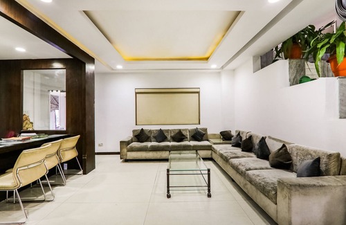 Bareilly Hotel | OYO 4137 Resort Sita Kiran