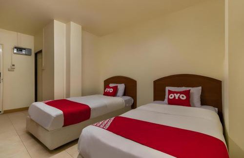 Ratchathewi Hotel | OYO 583 Sweethome Guest House