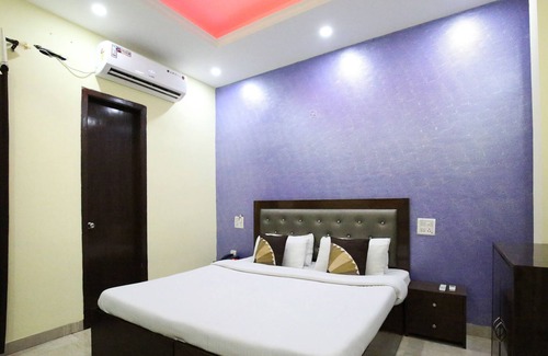 Chandigarh Hotel | OYO 7724 HOTEL PR CHANDIGARH