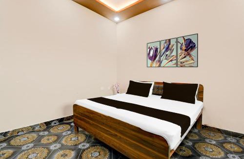 Phulpur Hotel | OYO 80688 Rajaram Singh Blessing Garden And Hotel