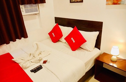 Guadalupe Nuevo Hotel | OYO 888 City Stay Inns Fortview BGC