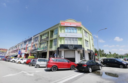 Pontian Hotel | OYO 89902 Semerah Suites Homestay