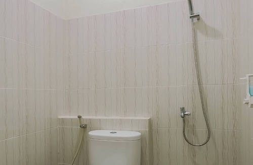 Ngaglik Hotel | OYO 90045 Annafi Apartel
