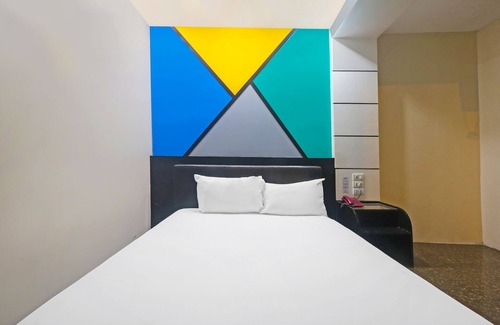 Muntinlupa Hotel | OYO 901 Ranchotel Tunasan