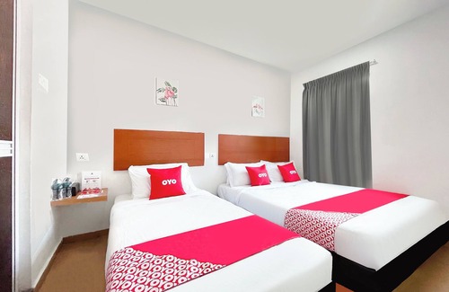 Historic George Town House | OYO 90334 Mawlaya Hotel