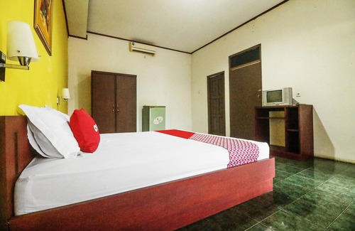 Palangkaraya Hotel | OYO 90490 Hotel Nyi Rindang Near Puskesmas Jekan Raya