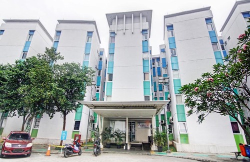 Tangerang Hotel | OYO 90554 Djaco Room