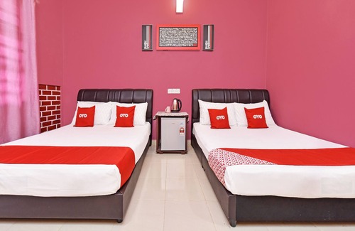 Kampung Mawar Hotel | Oyo 90605 Nurulhuda Langkawi Hillview Roomstay