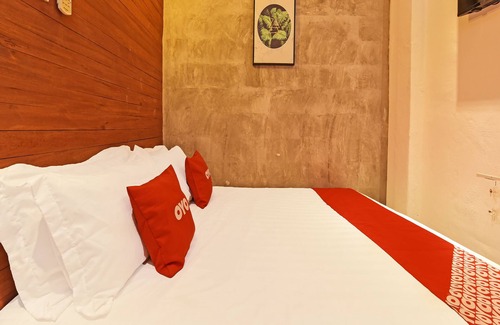 Perkampungan Bukit Ubi Hotel | OYO 90662 The 1975 Hotel