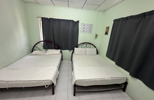 Kampung Telaga Nibong Hotel | OYO 90881 Top Star Hotel