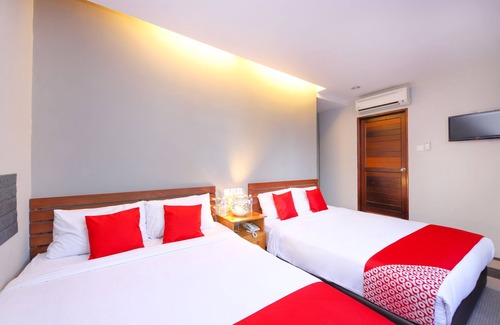 Kuching Hotel | OYO 910 Hills Residence