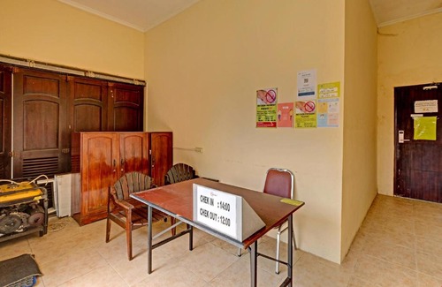 Depok Hotel | OYO 91522 Candi Gebang Guesthouse