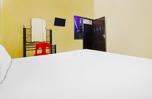 Palopo Hotel | OYO 91538 Wisma Idola Palopo