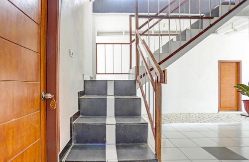 Banyuwangi Hotel | OYO 91773 Ab Homestay