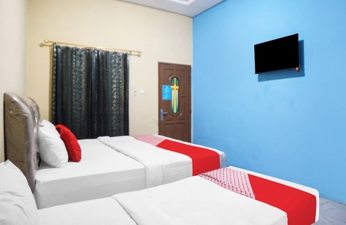 Medan Hotel | OYO 92075 Sky Residence Mawar