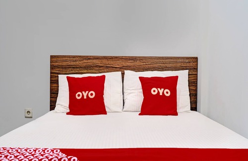 Cigudeg Hotel | OYO 92249 Wisma Rina Rini Tegalega Park